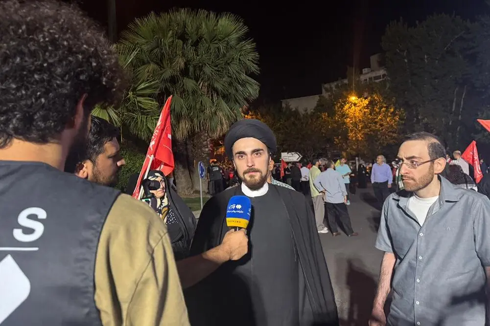 Великий онук Хомейні на вулицях Тегерана під обстрілом Ізраїлю